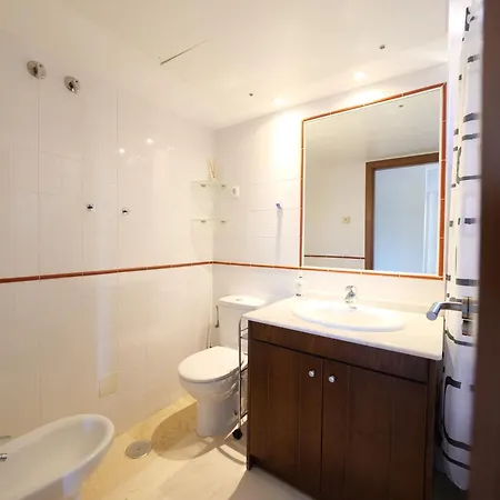Апартаменти Parque Recoleta 1 *