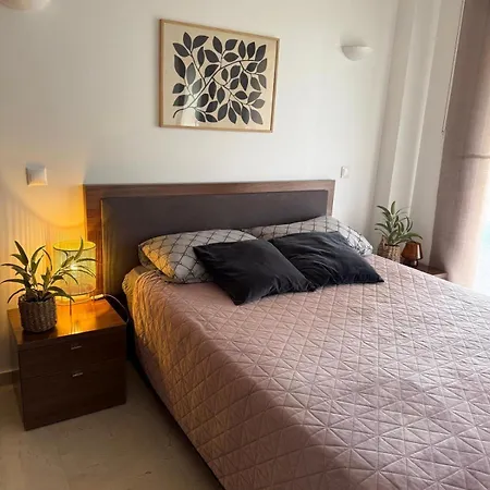 Апартаменти Parque Recoleta 1 *